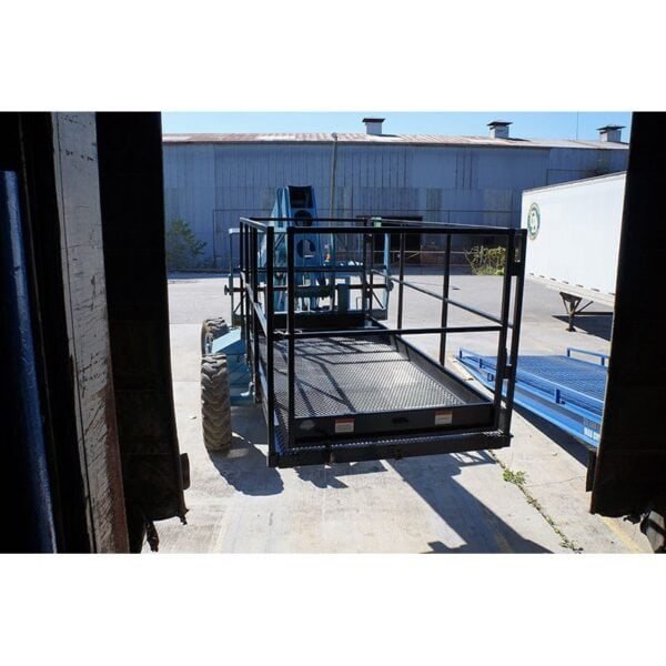 blue-diamond-attachments-4-x-6-work-platform-forklift-117010-8-600x600-1.jpg