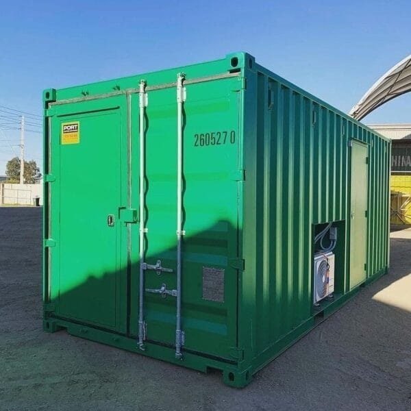 shippingcontainers_4use_1655901544_2866232358828042218_7681475953-600x600-1-1-1.jpg